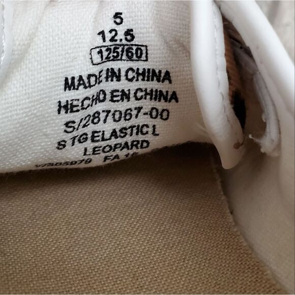 Old Navy White and Leopard Print Shoes Size 5 - Picture 8 of 10